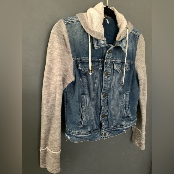 Free People Distressed Denim Knit Hoodie Jean Jacket Small - Picture 3 of 11